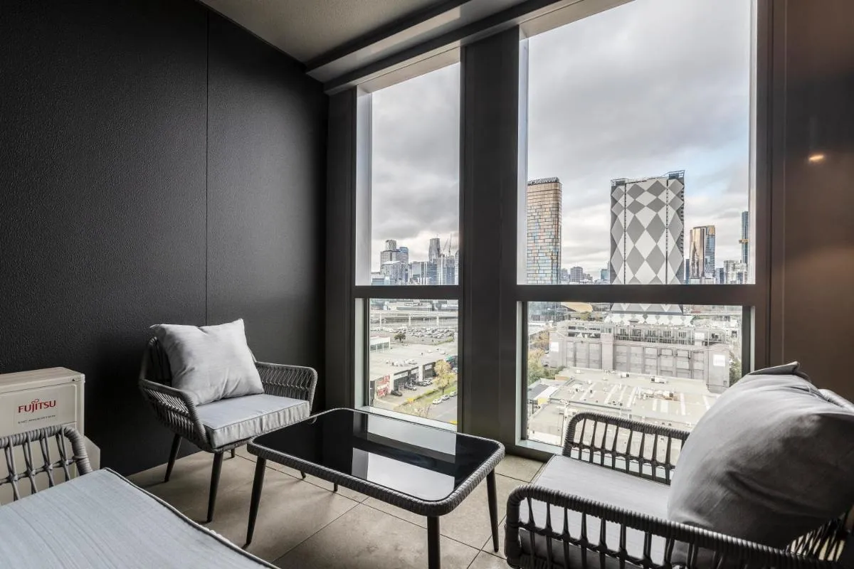 Image 1 of Quaint Stylish Hideout in Trendy South Melbourne