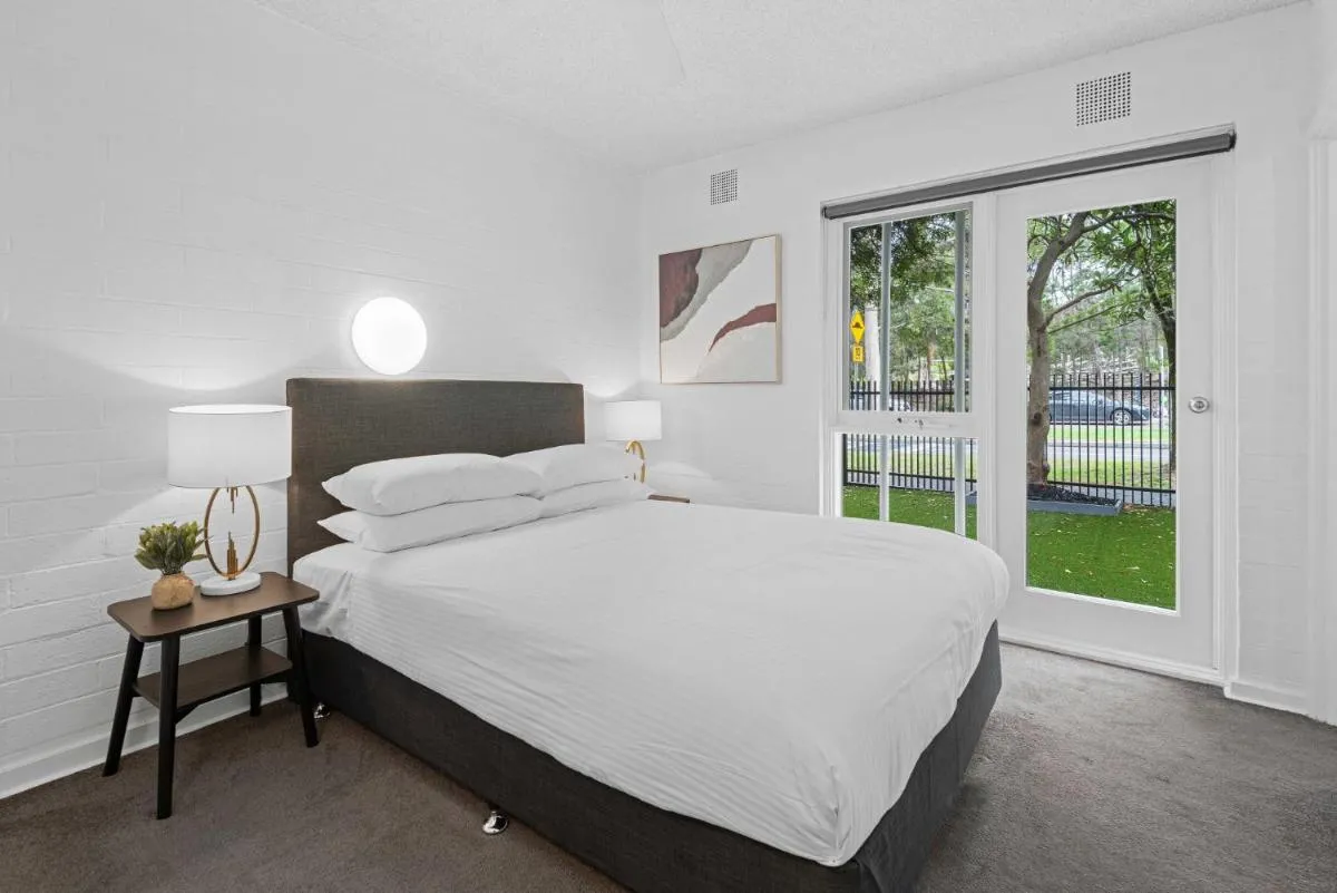 Image 3 of Refined 1-Bed Apartment with Garden Access