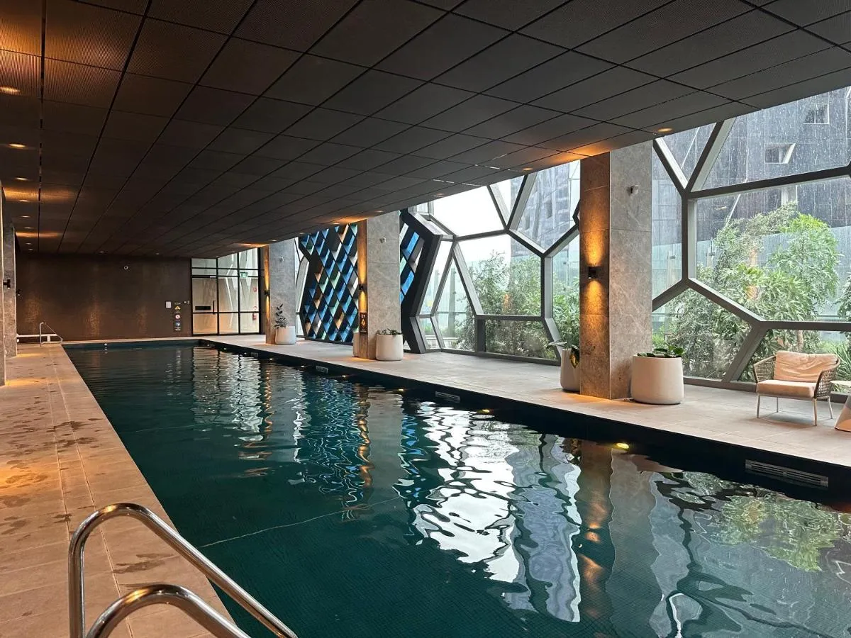 Image 3 of Ritz Grand Retreat