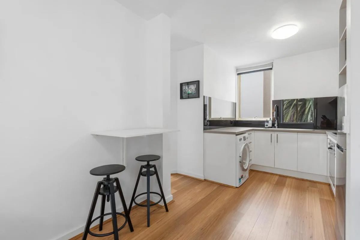 Image 2 of Serenity in South Yarra
