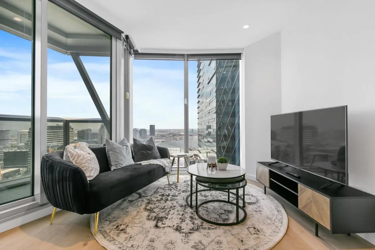 Image 6 of SkyHigh 2BR w Stunning River Views, Gym & Pool