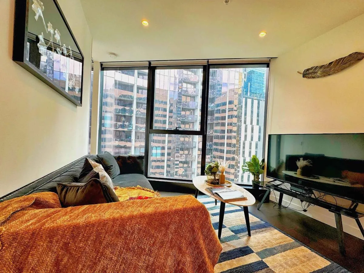 Image 6 of Sky High 2 Bedroom Apt Melbourne CBD Stay