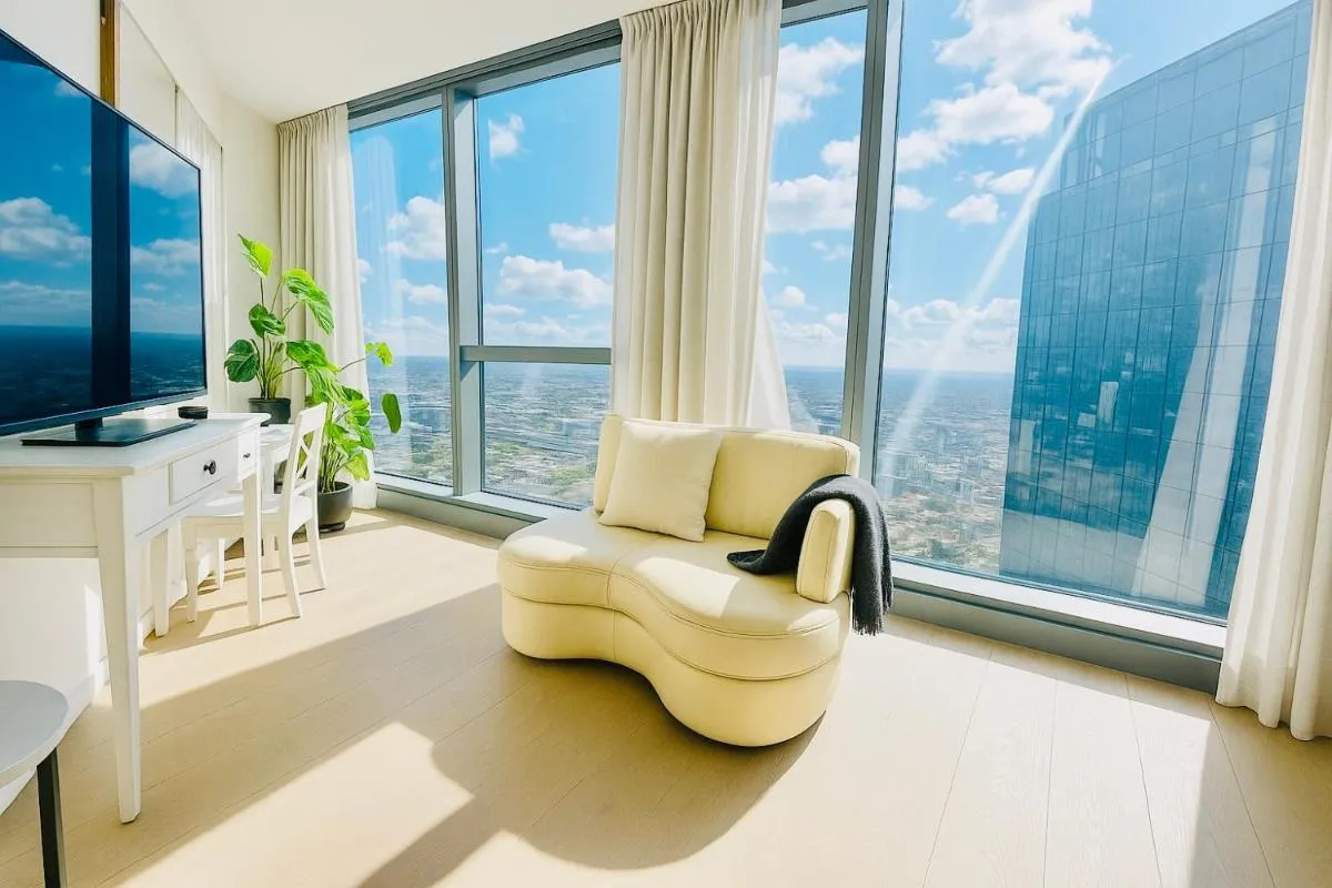 Image 1 of Skyline Executive 2BR Suite Level 66 Corporate-Ready Next to Ritz
