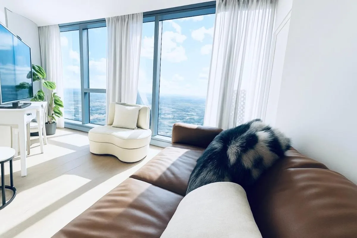 Image 3 of Skyline Executive 2BR Suite Level 66 Corporate-Ready Next to Ritz