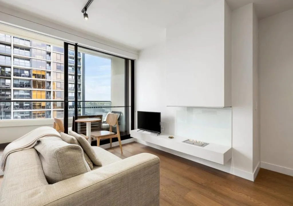 Image of South Yarra Luxury Apartment Queen Bedroom WIFI