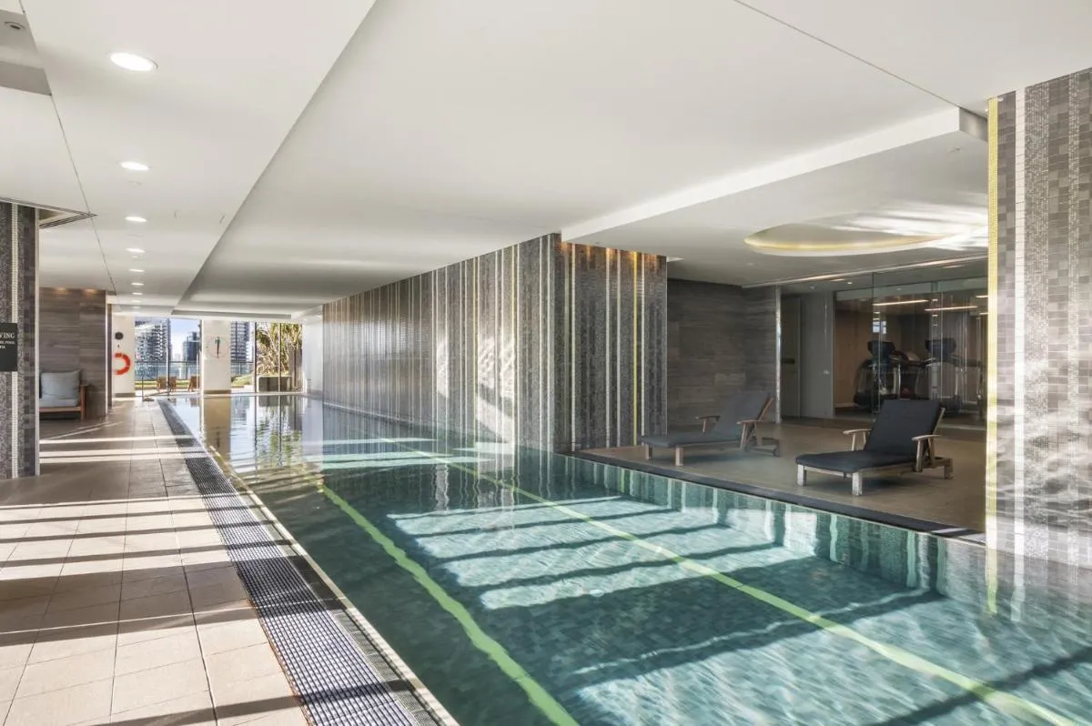 Image 3 of Stunning 2-Bed Apartment with Water Views