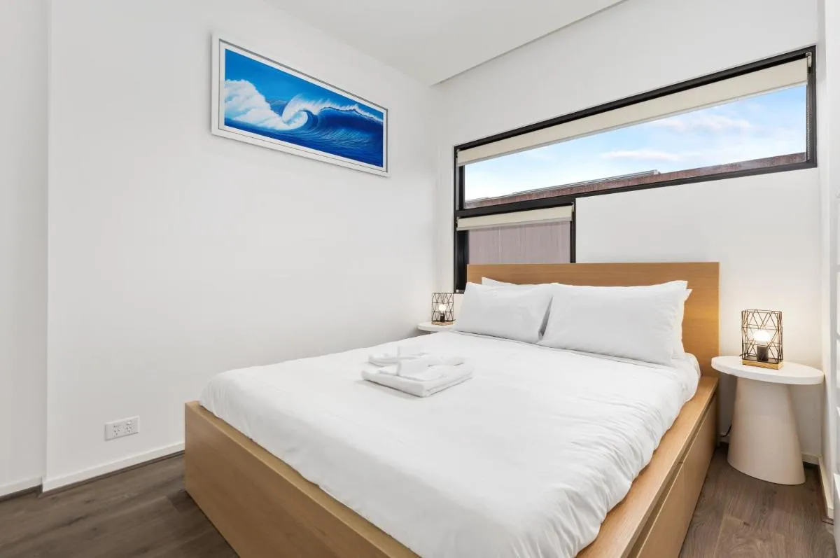Image 1 of Stunning City Views Apt w Balcony & Study Desk!