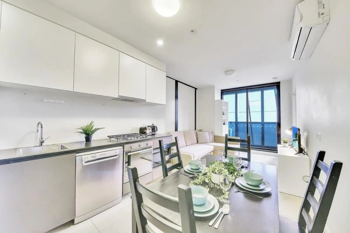 Image 3 of Stylish 2BR City Escape on Collins with Views