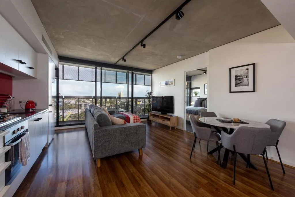 Image of Stylish 2-Bed Apt in Southbank with Parking