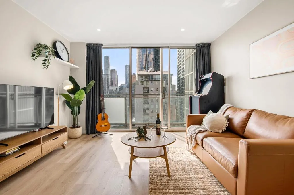 Image of Stylish CBD Apartment Urban Escape & Epic Views!