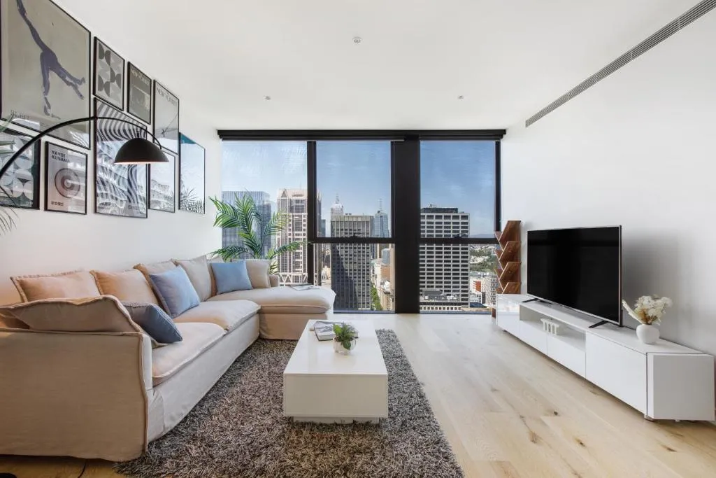 Image of Stylish & Spacious NYC Style, Central CBD 3BR Apt