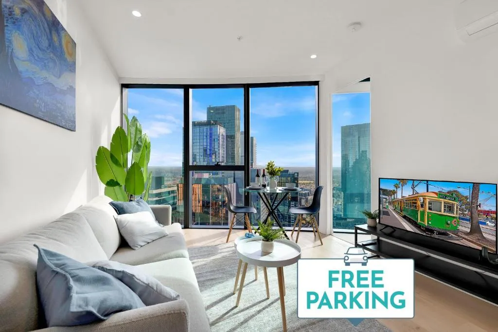 Image of Tallest Building Melbourne Central – Skyline Luxury – Aurora Apartment with Epic Views & Pool Access