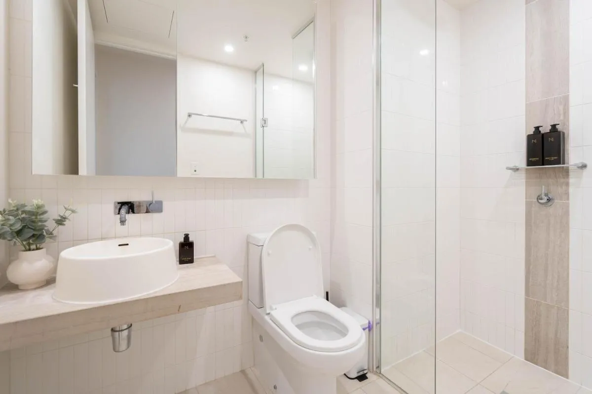 Image 2 of Unparalleled City Convenience 2BR apt Free Parking #EQ07