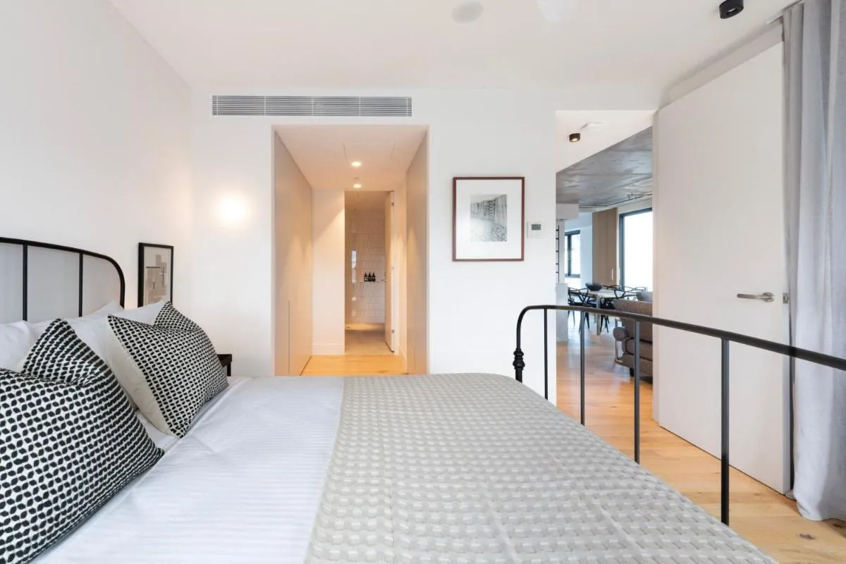 Image 6 of Upscale Collingwood Retreat – High-End Apartment with Car Park