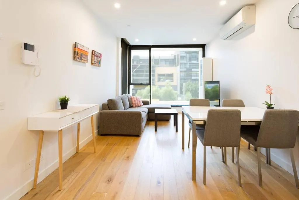 Image of Urban Stay in Trendy Windsor close to Chapel St