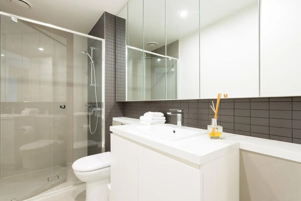 Image 2 of Urban Stay in Trendy Windsor close to Chapel St