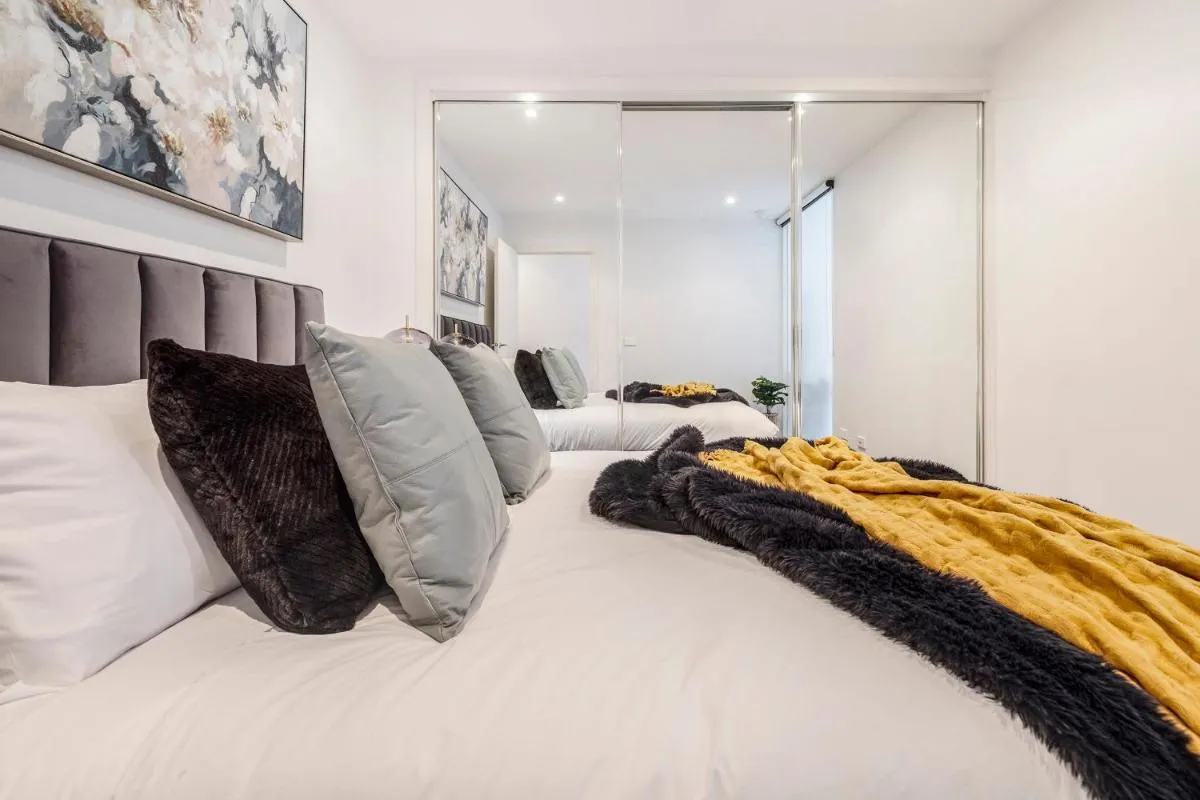 Image 1 of VAQUAY Odyssey In Caulfield North