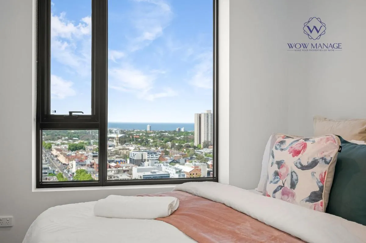 Image 1 of WOW Apartment on Hancock Southbank