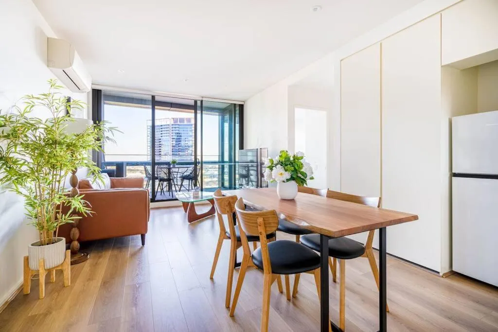 Image of Waterfront 2BR Docklands apt w Balcony&FreeParking#8316