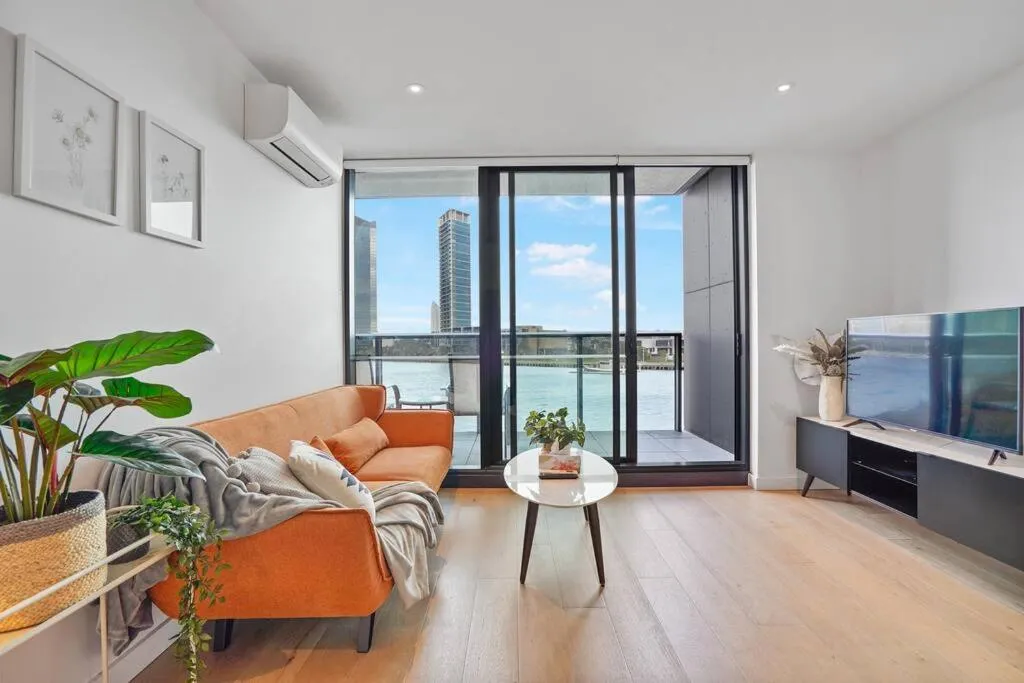 Image of Waterfront apt Mel’s Collins Street FREE Parking#CW02