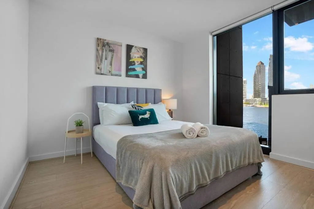 Image 1 of Waterfront apt Mel’s Collins Street FREE Parking#CW02